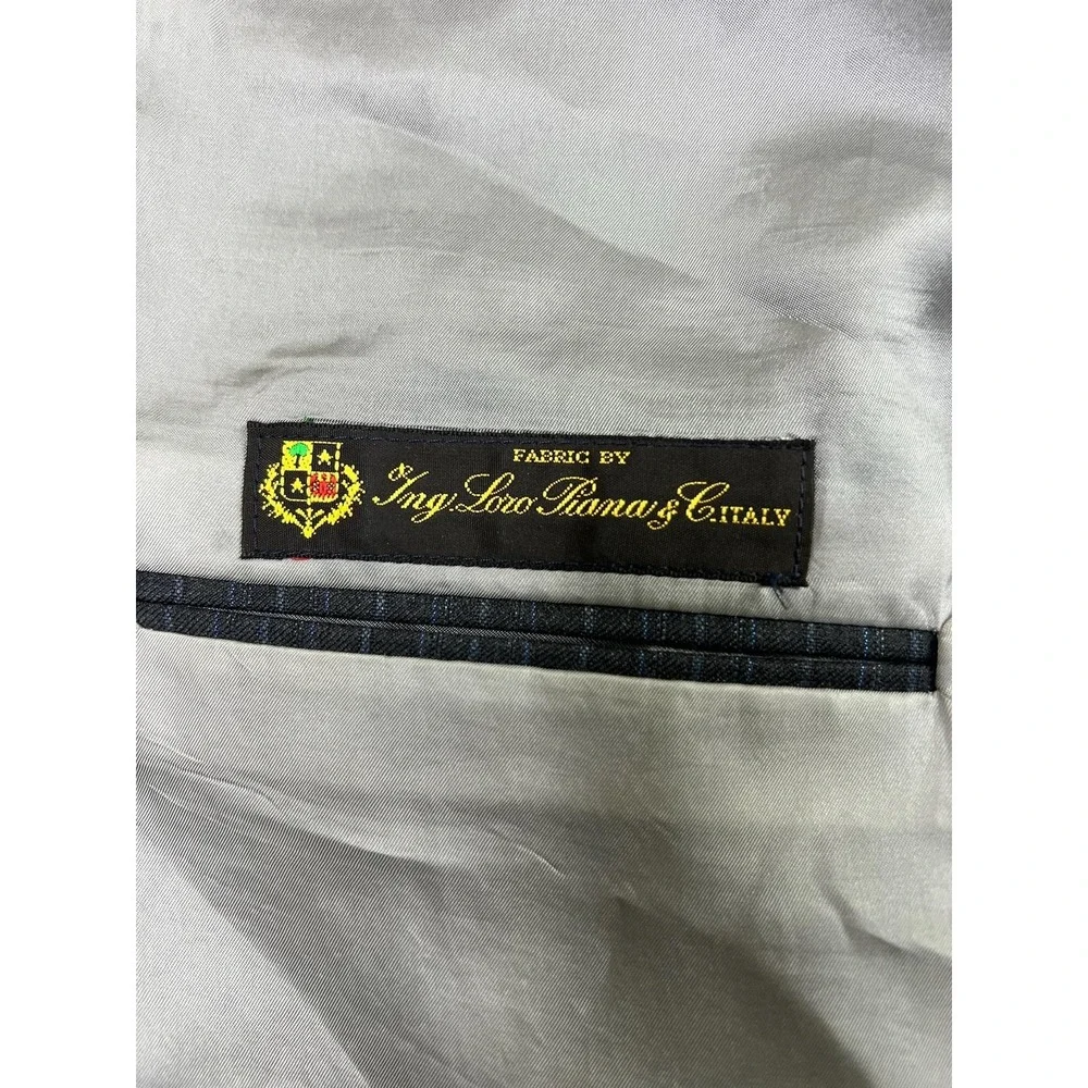 Hart Schaffner Marx brand hart